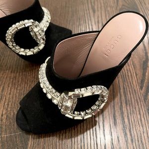 Gucci pumps in black with silver rhinestones size 36.5